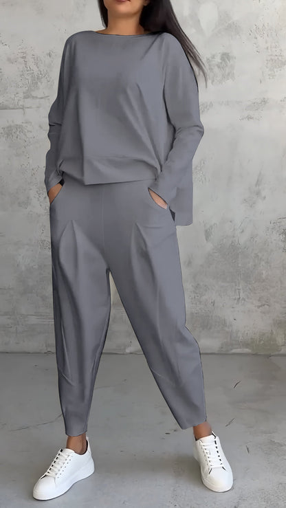 Jade Collins | Crop Sweatshirt & Cargo Jogger Set For Women