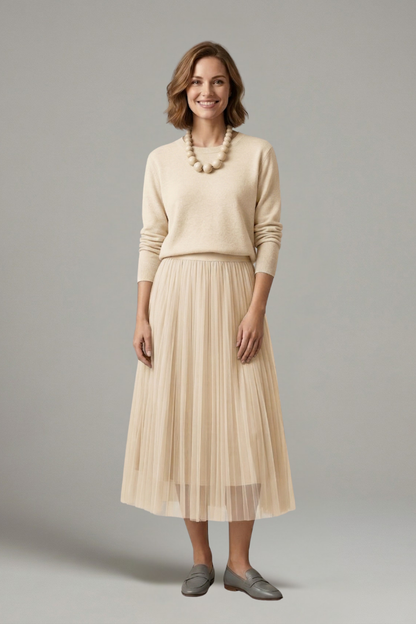 Women’s Layered Dress with Round Neck and Pleated Skirt