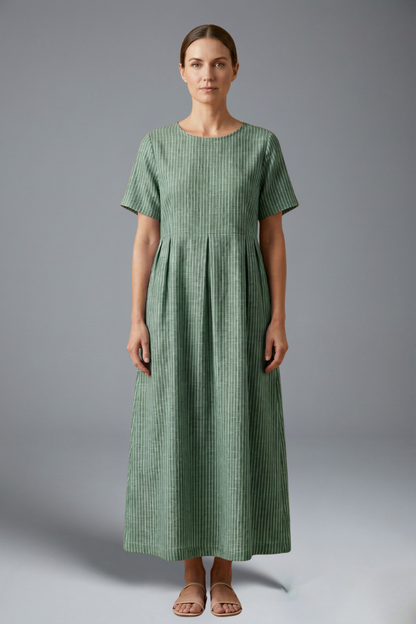 Women’s Maxi Dress with Pleated Waist and Side Pockets