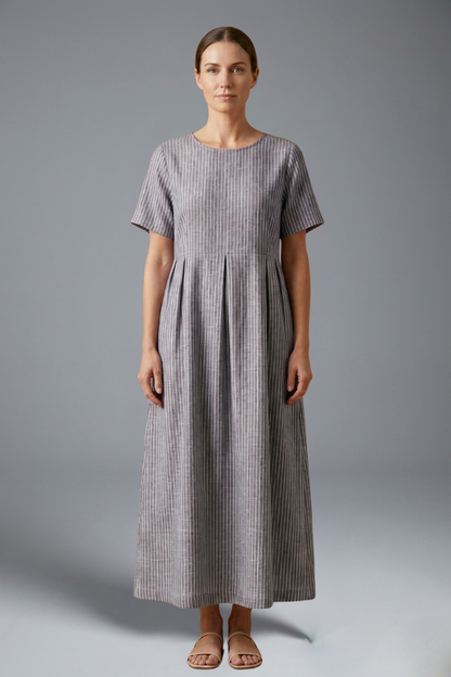 Women’s Maxi Dress with Pleated Waist and Side Pockets