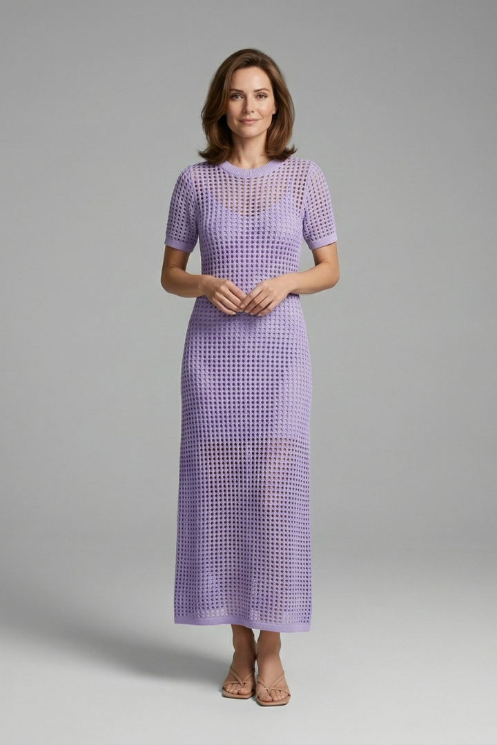 Women’s Maxi Dress with Short Sleeves and Cut-Out Surface