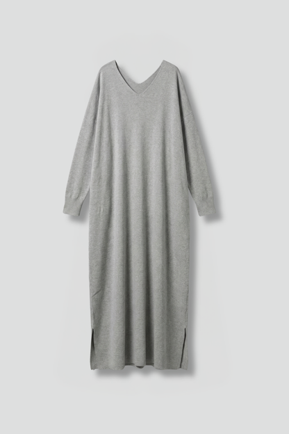 Women’s Maxi Dress with V-Neck and Long Sleeves
