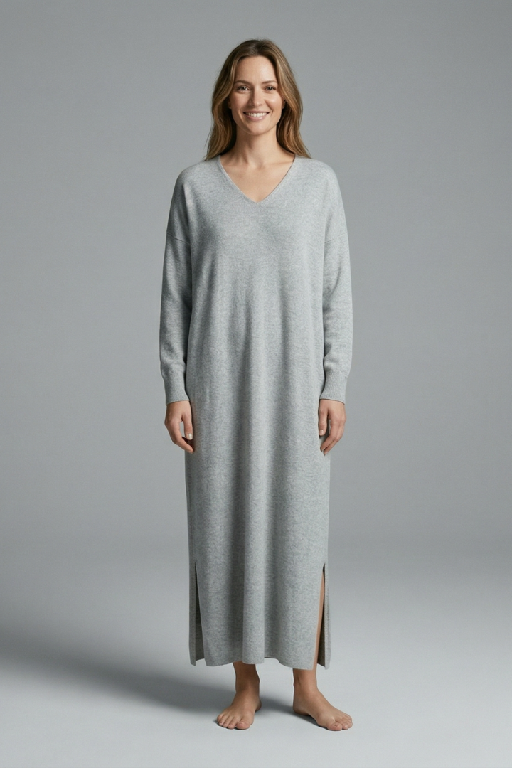 Women’s Maxi Dress with V-Neck and Long Sleeves
