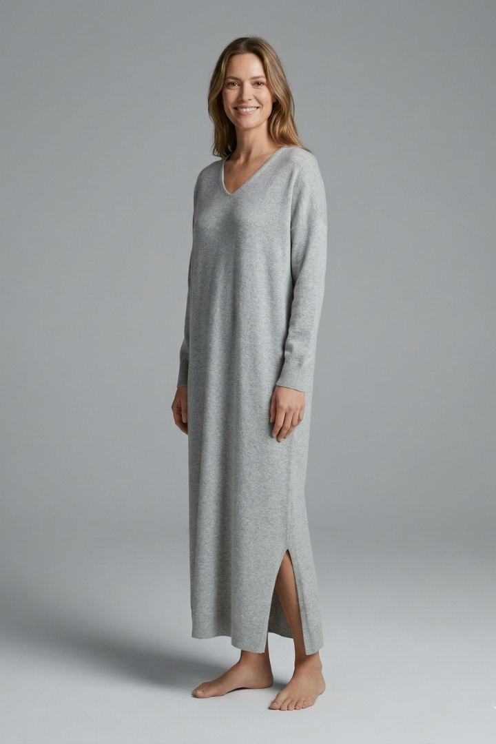 Women’s Maxi Dress with V-Neck and Long Sleeves