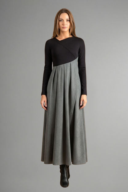 Women’s Midi Dress with Long Sleeves and Two Tone Design