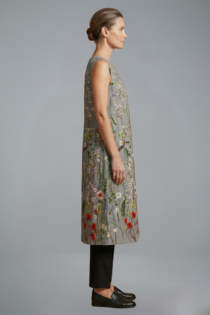 Women’s Midi Dress with Sleeveless Design and Linen Blend