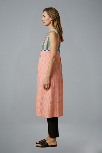 Women’s Midi Dress with Sleeveless Design and Linen Blend