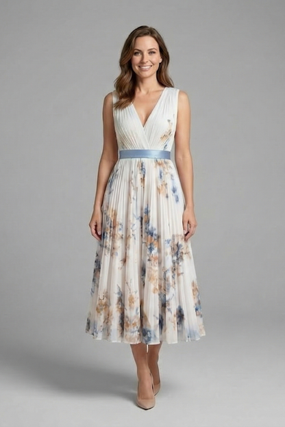 Women’s Sleeveless Dress with V-Neck and Pleated Skirt